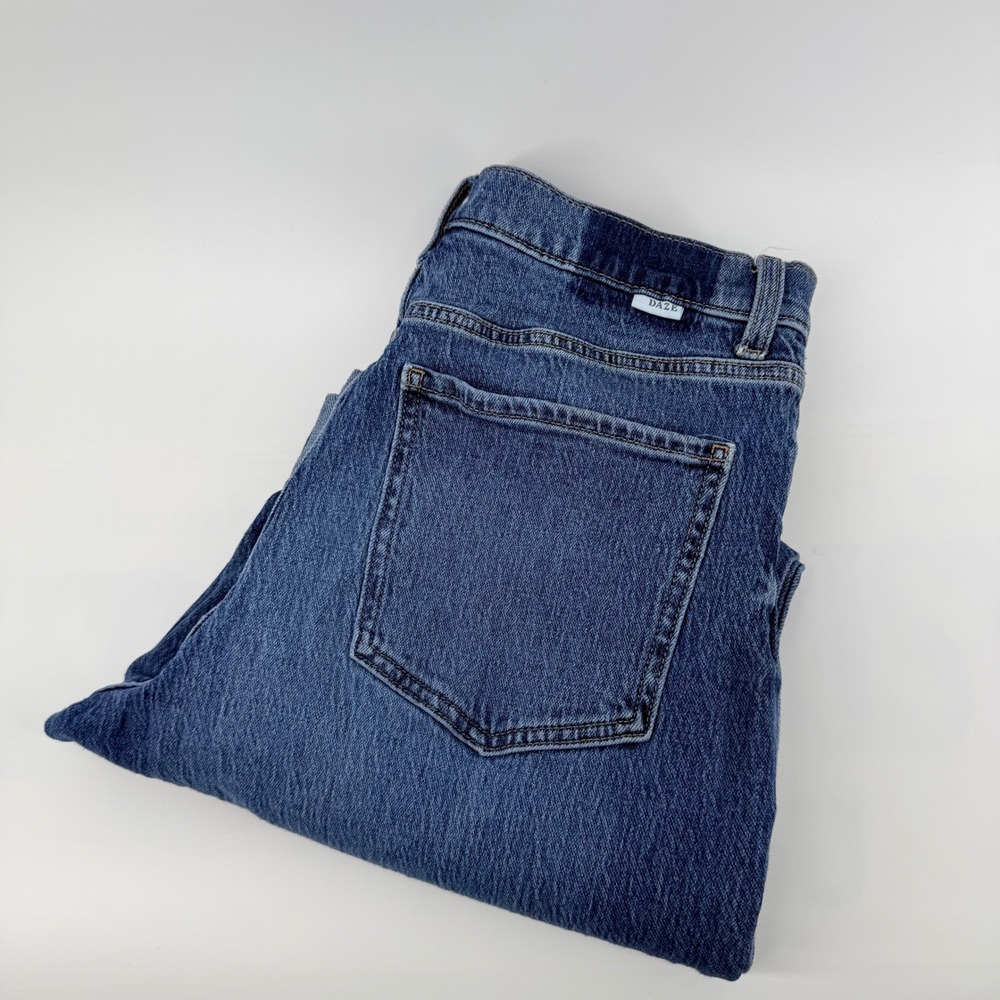 Daze Denim High Rise Straight Leg Cuffed Jeans Medium Wash Size 30 Distressed